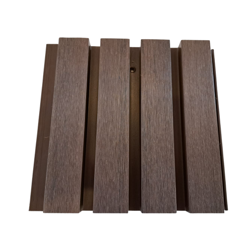 lambrín WPC sin mantenimiento